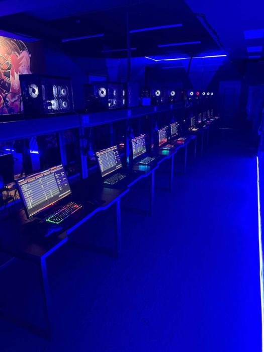 Продаю готовый компьютерный клуб!