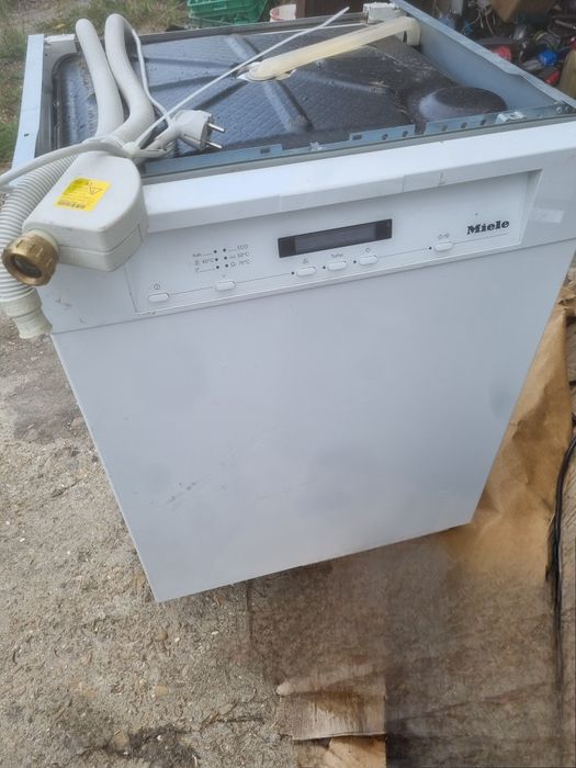 Съдомиална машина  Miele