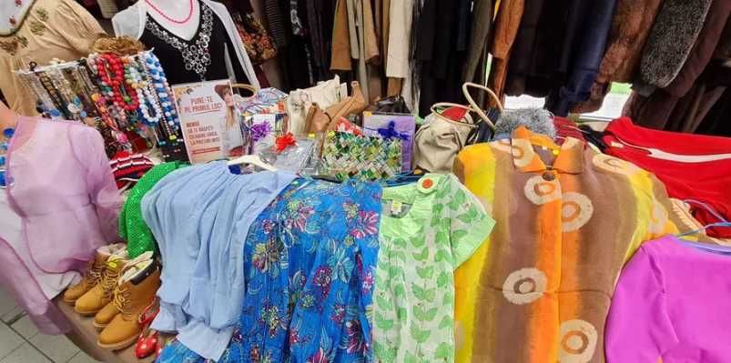 Haine (aproape) NOI Second Hand, curate, parfumate si bine sortate