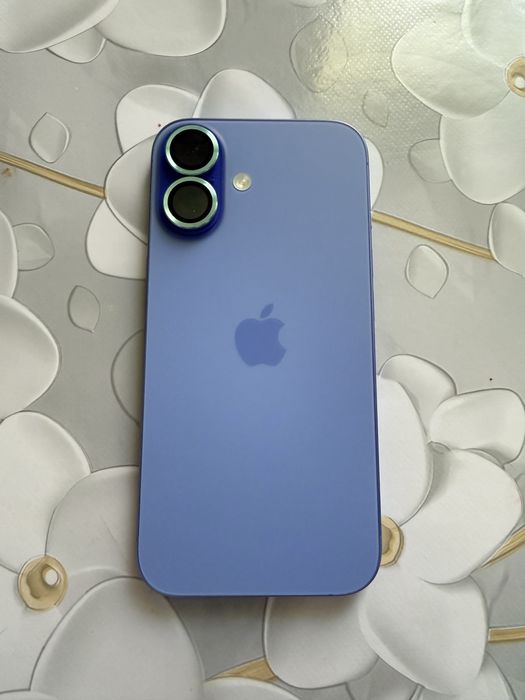 iphone 16 / айфон 16 ультрамарин / 100%