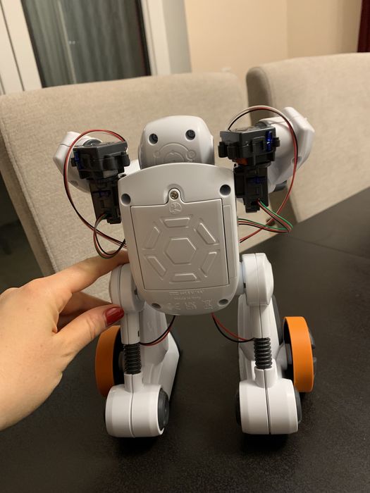 Robot Clementoni AIRO