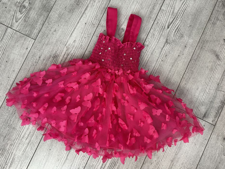 Вълшебна рокличка за бебе с 3D пеперуди в циклама/фуксия 12-18М