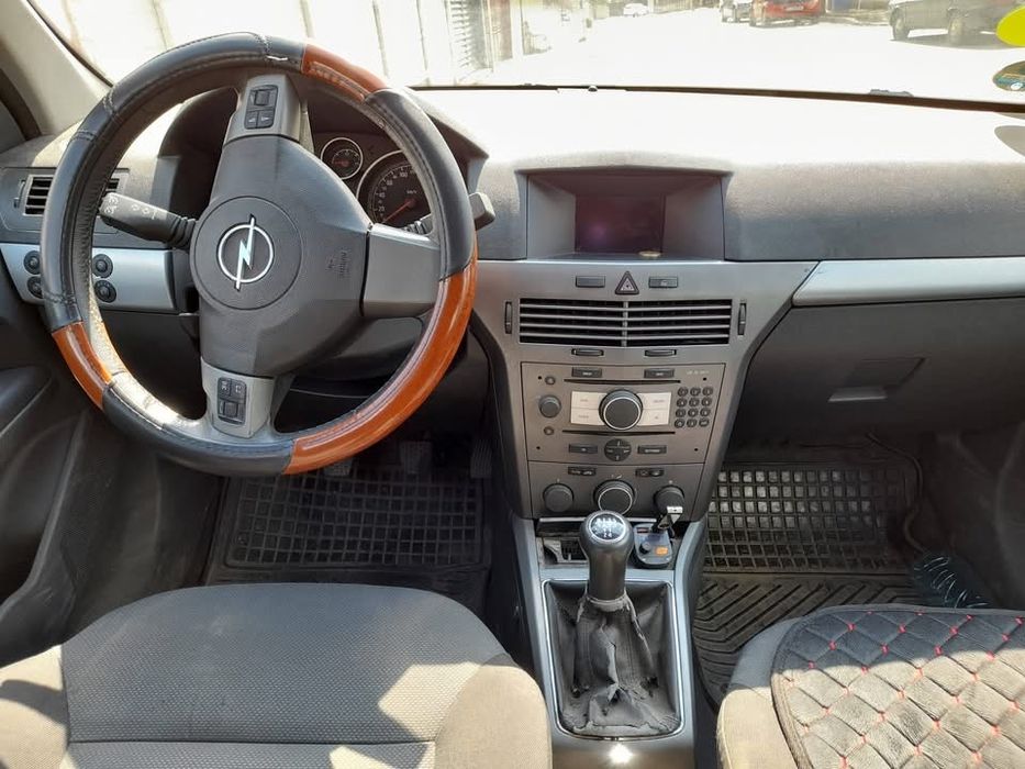 Vand opel astra H 1.8 +GPL omologat ,an de fabricatie 2006