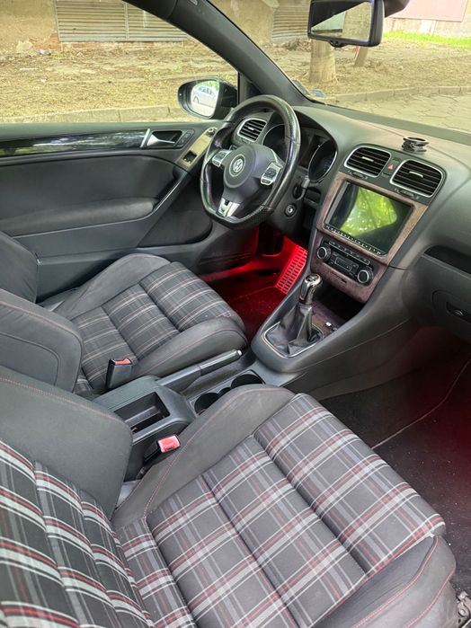 Volkswagen Golf 6 GTI 2.0