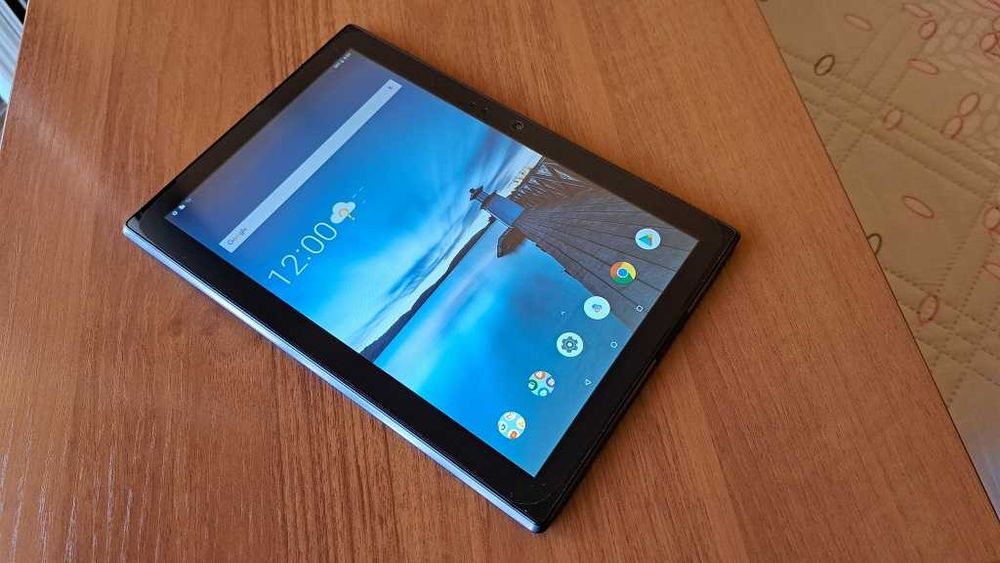 Lenovo Tab4 10 - 10.1" IPS/2GB/16 + 16GB/WiFi/ - Пълен комплект!