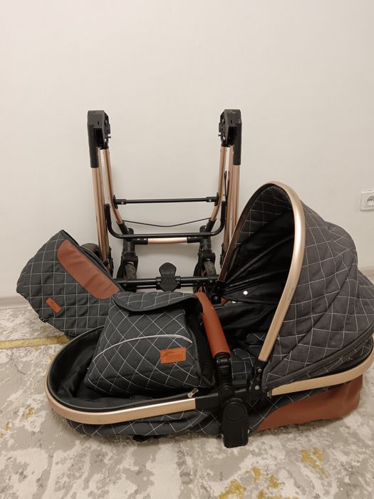 Срочно продам коляску