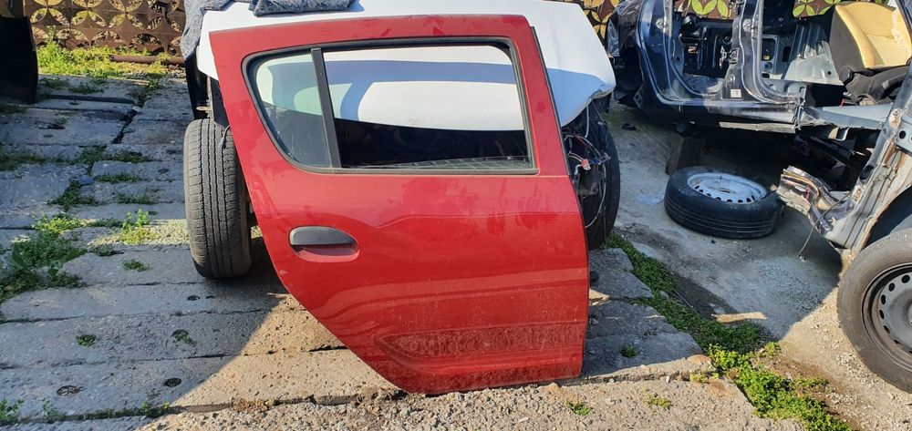 Usa Sandero 2 visiniu stanga sau dreapta origine spate