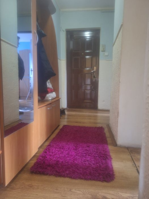 Vand apartament  2 camere
