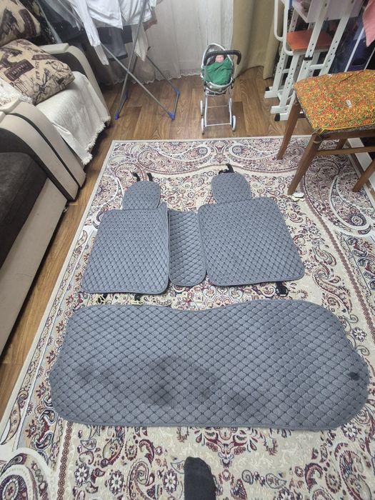 Продам накидки на сиденья ,,Ромб''