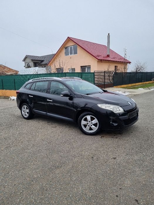 Renault  Megane  2011  Recent Adus
