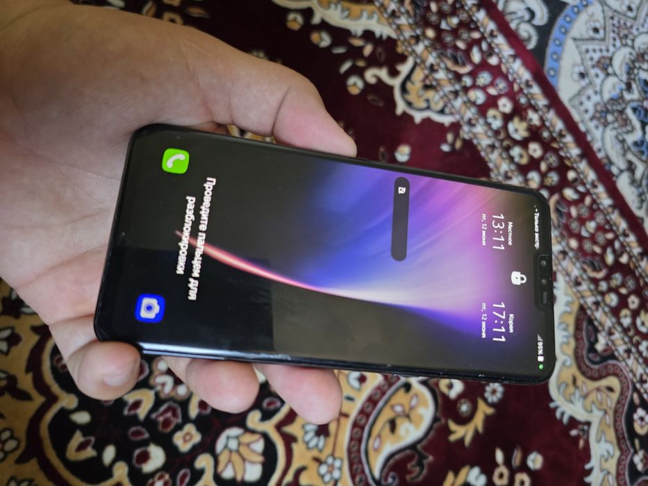 Lg v50 thing black