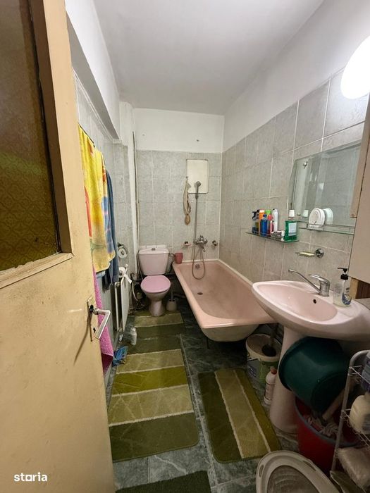 5 camere Decomandat - Posta Pacurari- 143 mp - 138000 euro