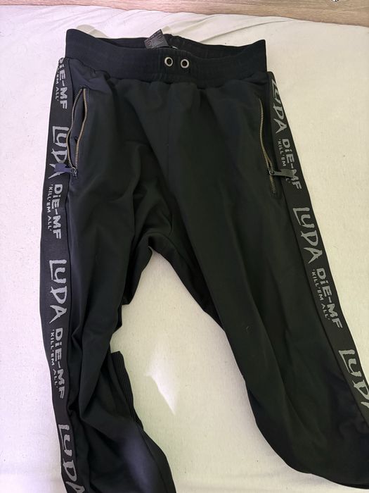 Много рядък Luda панталон