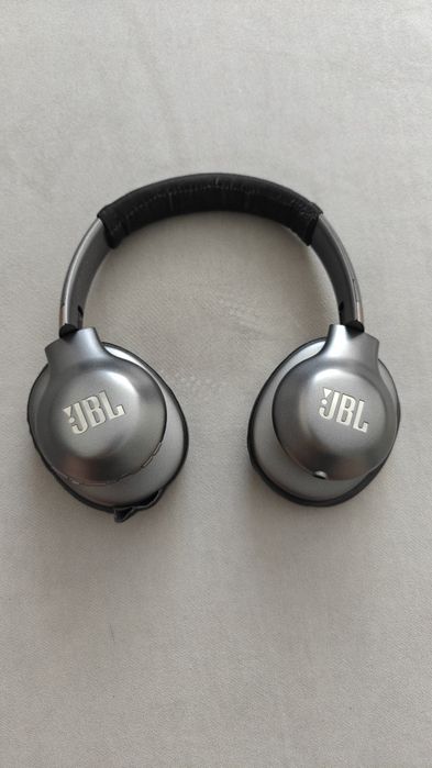 JBL Bluetooth наушники