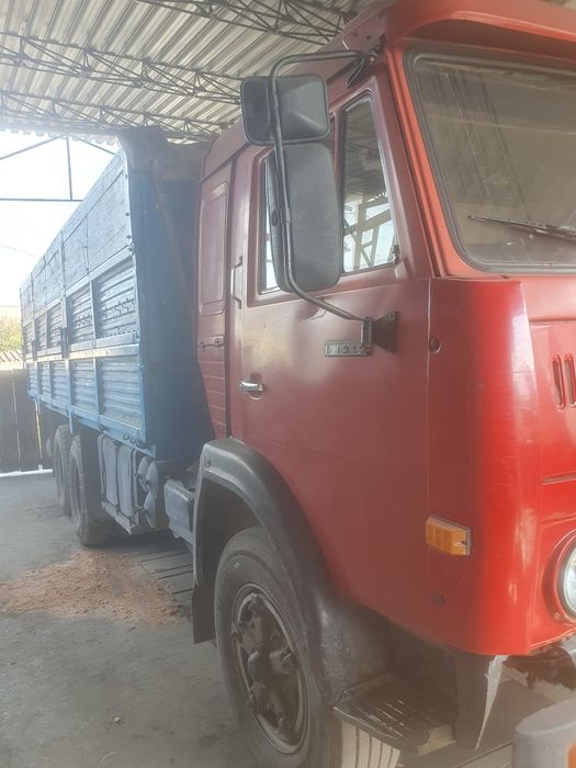 Продам камаз бортовой