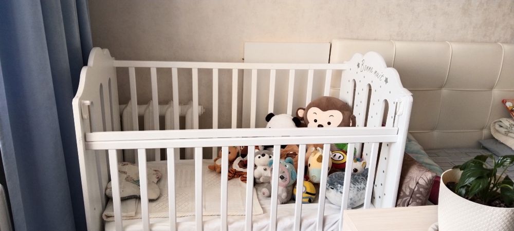 Детская кроватка