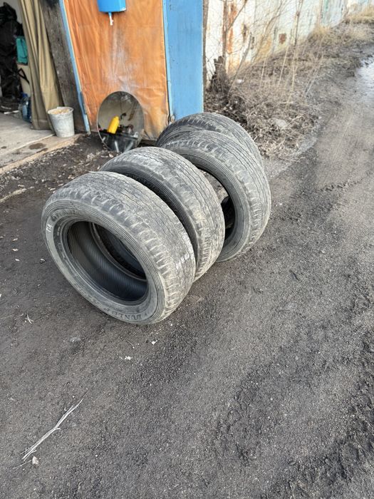 Продам резину летнию DUNLOP AT 22