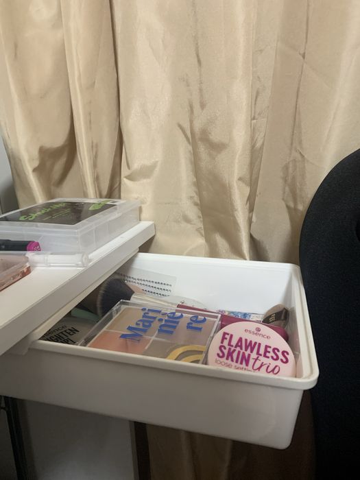 Стол письменный