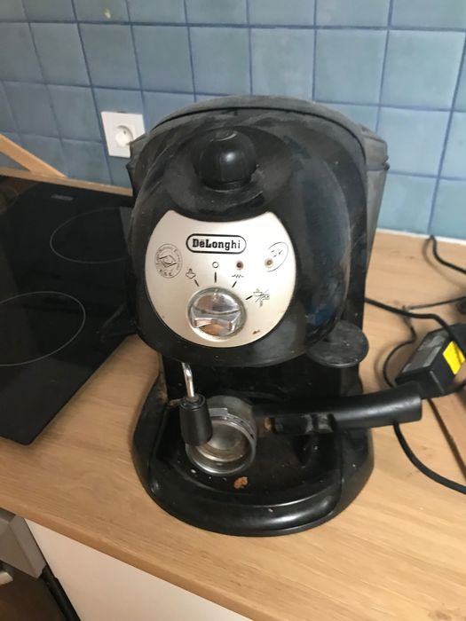 Esspresor DeLonghi