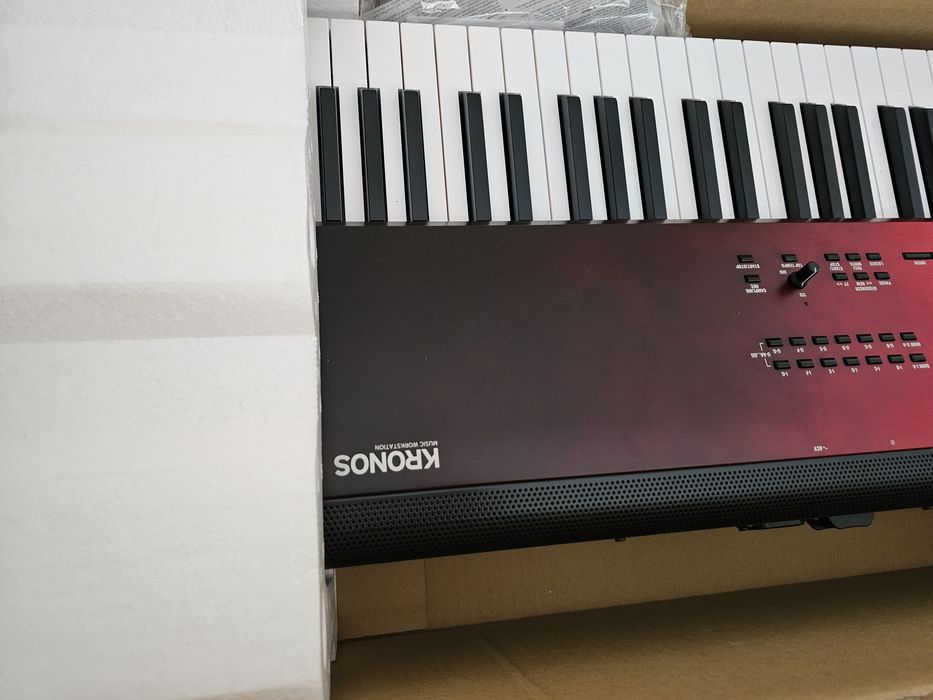 Korg Kronos 2 88 Special Edition