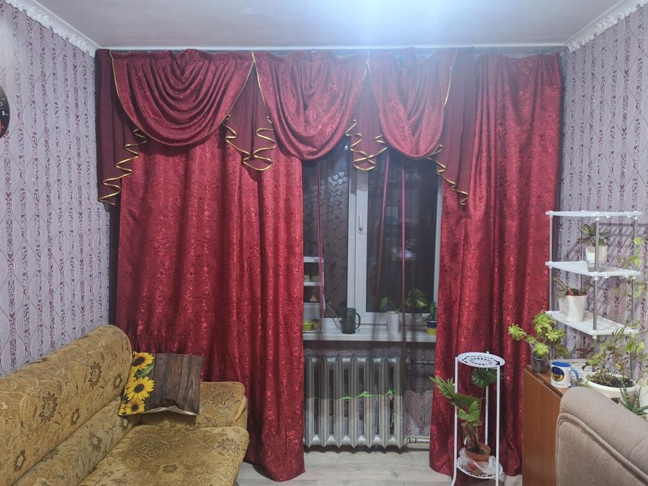 4-х комнатная кв Новаторов 5 продам