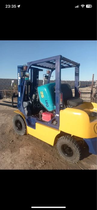 Komatsu 2.5 тонна автомат