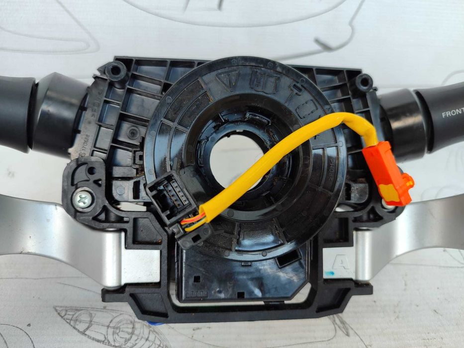 Ansamblu manete comenzi volan + padele + spiră Mitsubishi Outlander 8617A012 2014 / [2013-2021] / (5B3)