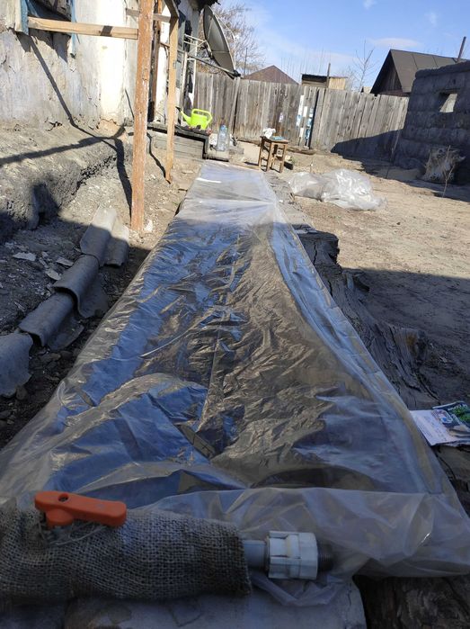 Продам участок с домом в центре