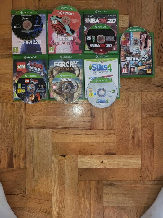 Продавам игри за XBOX One