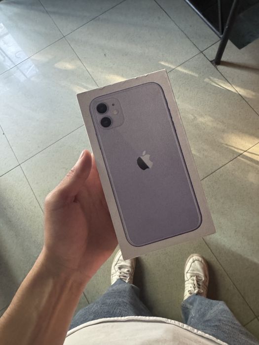 продам  iphone 11