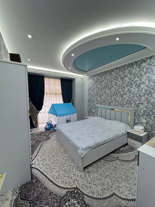 Dom sotiladi 4xona navastroyka