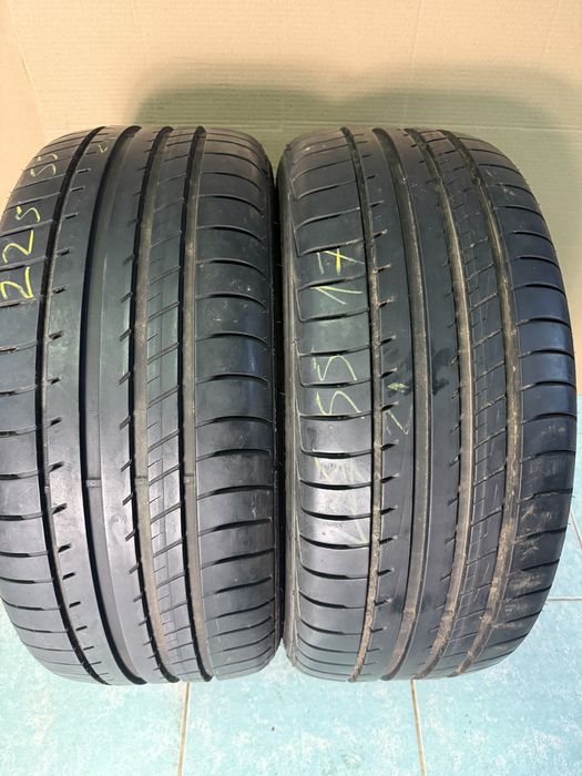 2 buc 225/55 R17 - vara