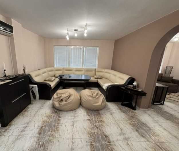 Продава КЪЩА област София, с. Драговищица