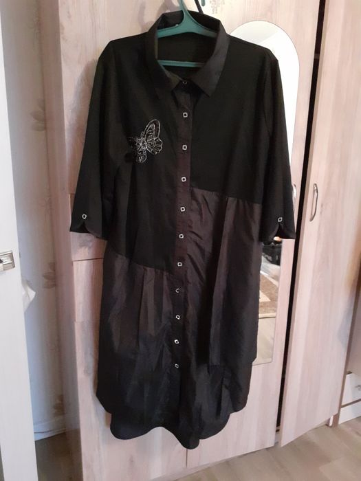 Продам платье 52 размер.