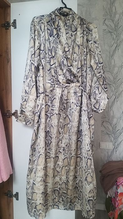 Женское платье,  нарядное