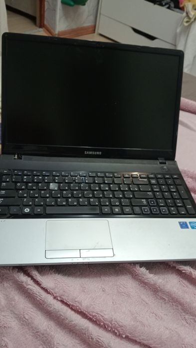 Продам ноутбук на запчасти