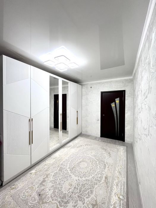 Продам  3-х комнатную квартиру