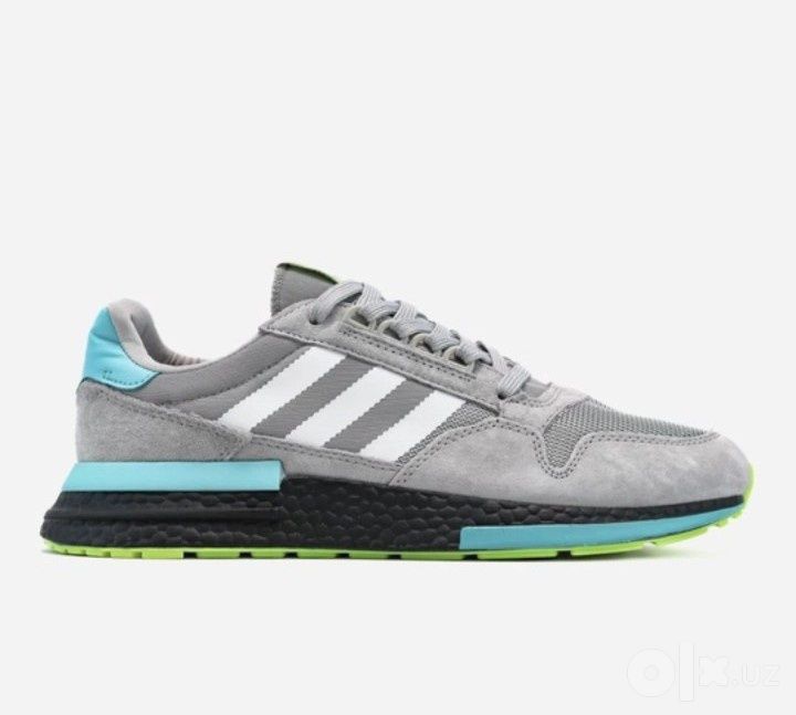 Кроссовки Adidas НОВЫЕ made in Vietnam 42 размер