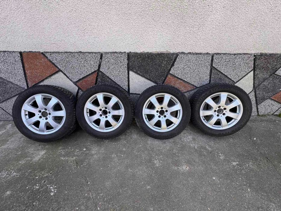 Комплект оригинални алуминиеви джанти Mercedes 17” с всесезонни гуми Goodyear Vector 4Seasons - 235/55/17.