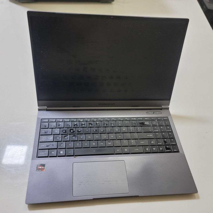 игровой ноутбук maingear Ryzen 7 5800hx RTX 3070 Ram 32 Gb Nvme 1 Tb