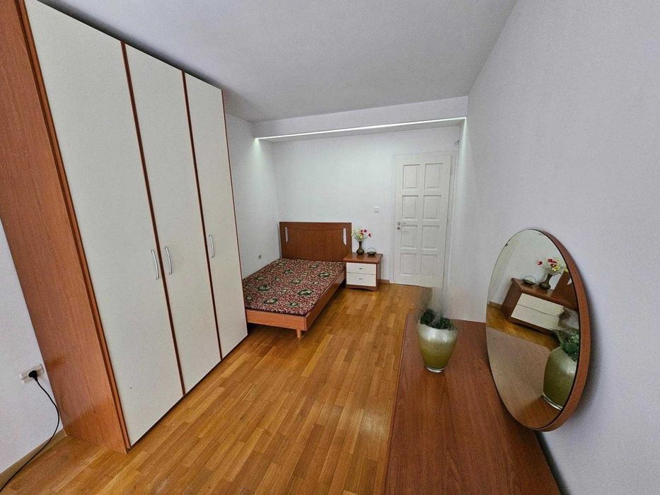 Продава се Тристаен апартамент в Пловдив, Кършияка - 134 кв.м за 2090 €/кв.м - Снимка #1