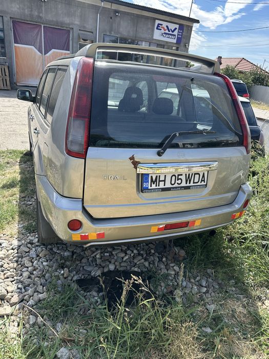 Dezmembrez nissan xtrail 2.2 d T30 orice piesa