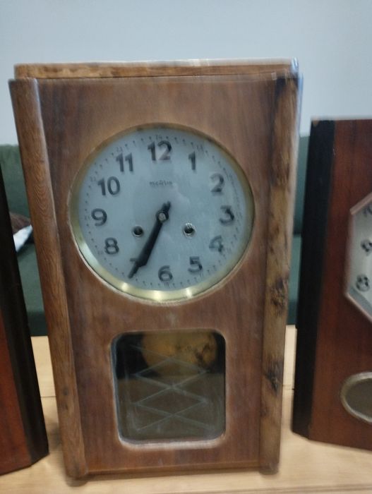 Стари стенни часовници