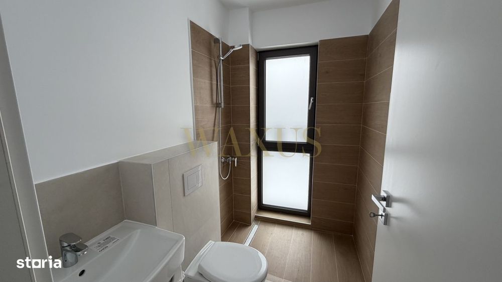 Apartament 3 camere, etaj 3, lift, bloc nou, zona Calea Moldovei