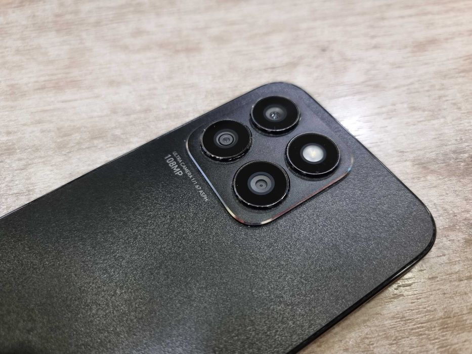 Телефон Honor x8b
