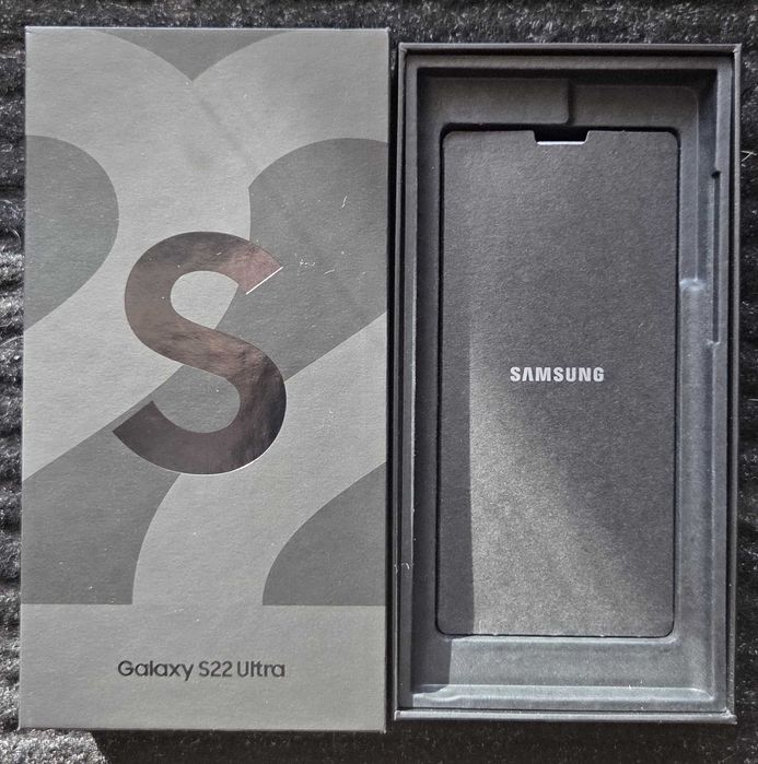 Samsung Galaxy S22 Ultra 256/12 GB IMPECABIL – Prim proprietar
