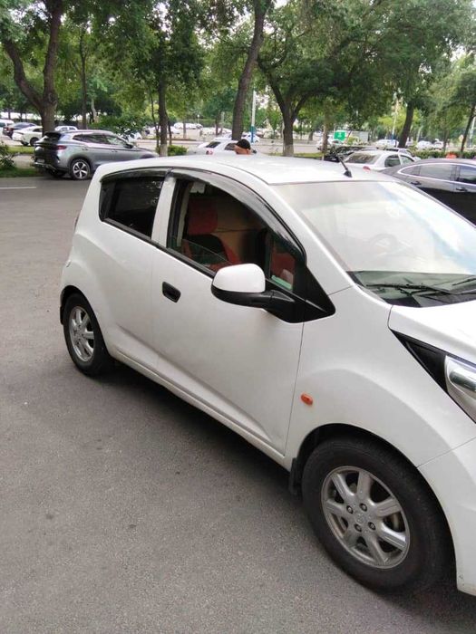 Chevrolet spark 2010