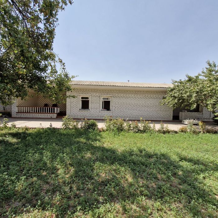 Янги Тошкент, янги аерапорт якин 10 сотих 11 хонали уй