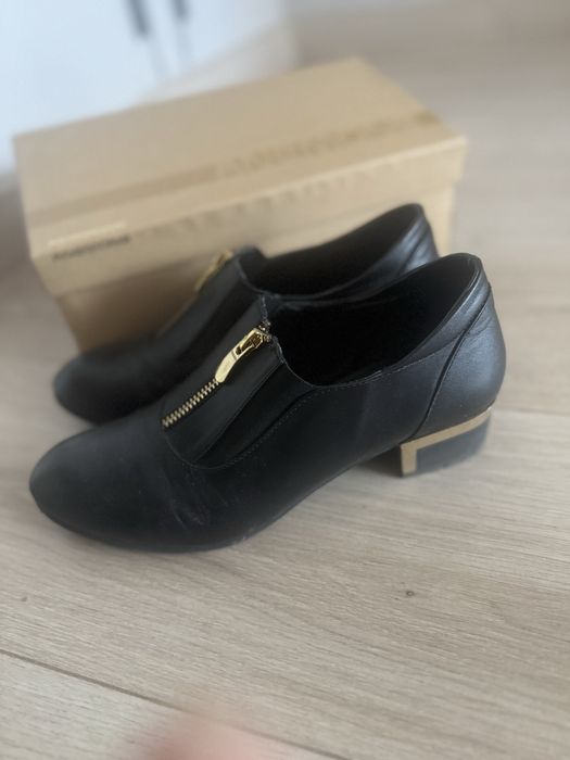 Продам туфли кожанные