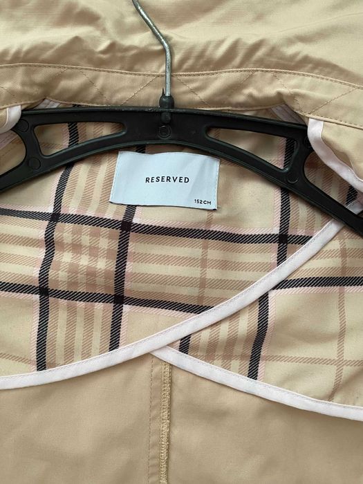Плащ Reserved для девочки, на рост 152 см